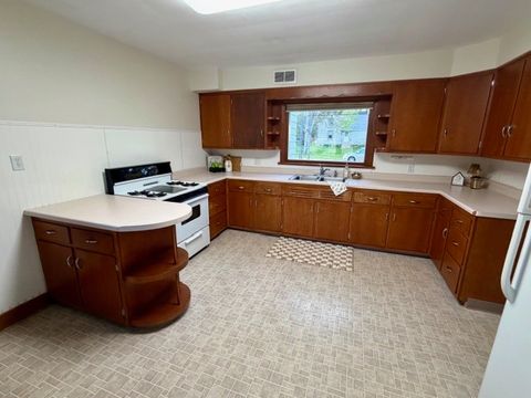 Tiny photo for 406 S Locust Street, Sycamore, IL 60178 (MLS # 12594554)