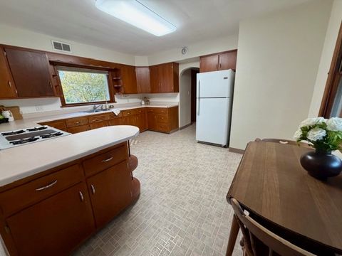 Tiny photo for 406 S Locust Street, Sycamore, IL 60178 (MLS # 12594554)