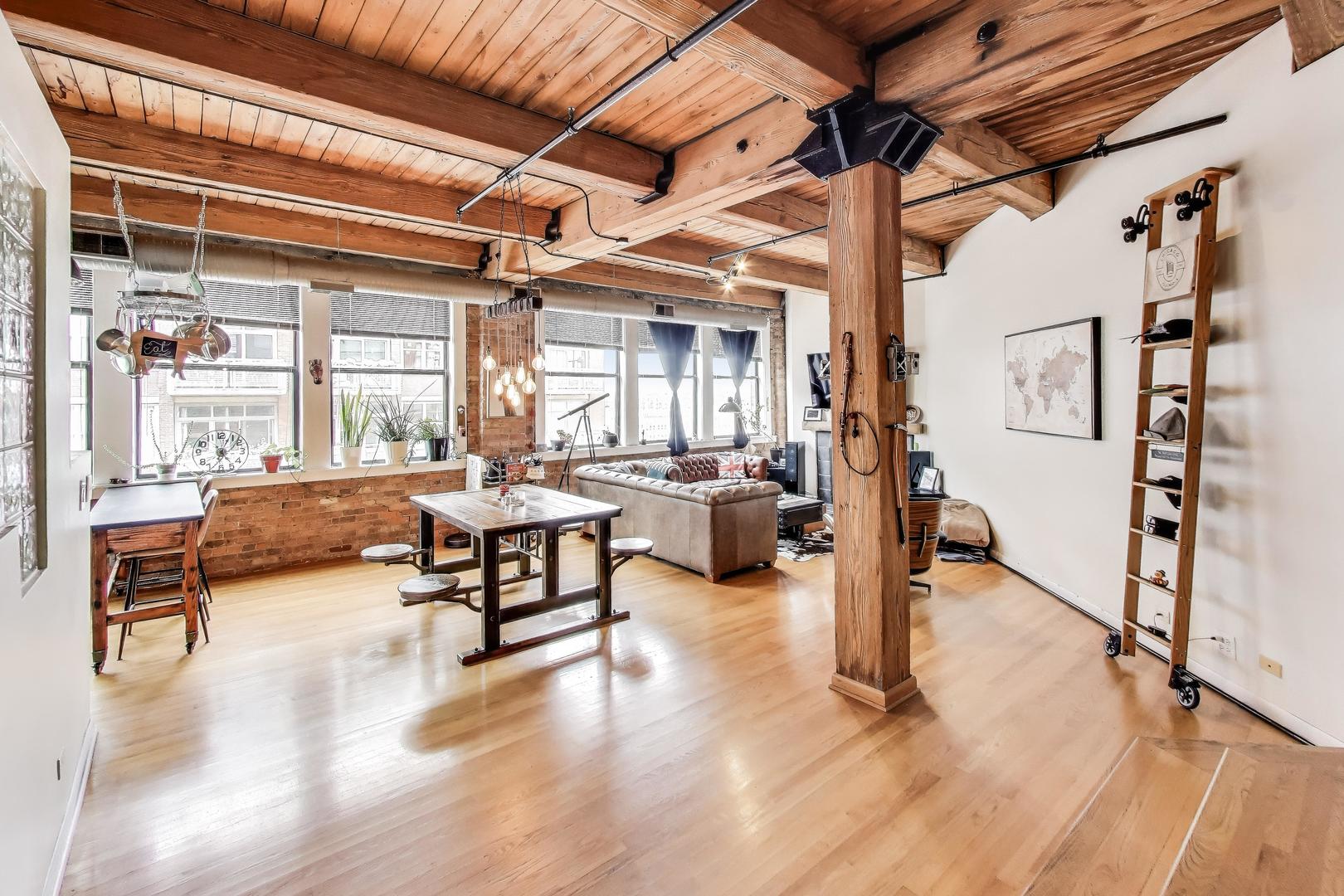 913 W Van Buren Street 6E