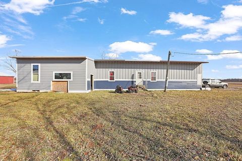 Tiny photo for 3665 Burning Star 2 Road, Duquoin, IL 62832 (MLS # 12616342)