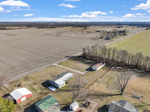 Tiny photo for 3665 Burning Star 2 Road, Duquoin, IL 62832 (MLS # 12616342)