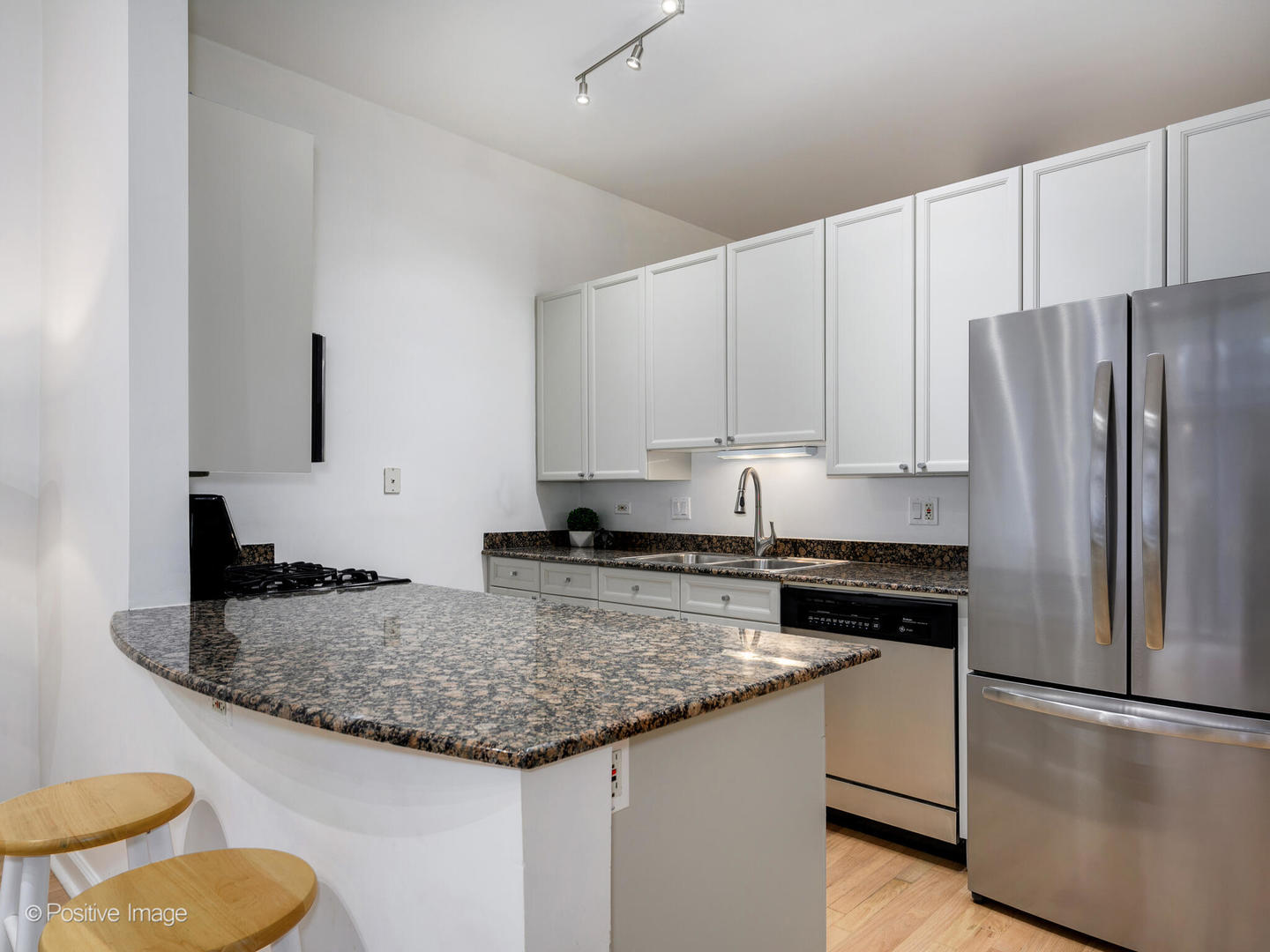 1201 W Adams Street 608