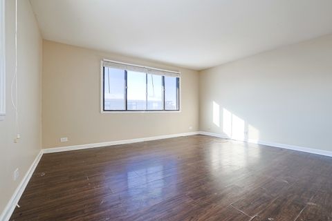 Tiny photo for 107 TONSET Court #107, Schaumburg, IL 60193 (MLS # 12527216)