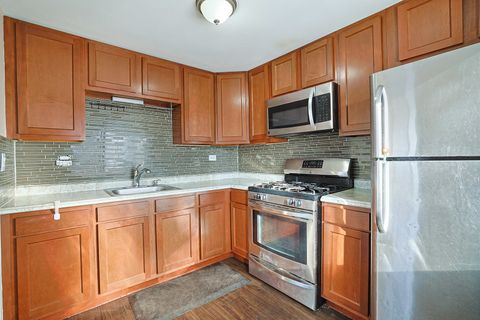 Tiny photo for 107 TONSET Court #107, Schaumburg, IL 60193 (MLS # 12527216)