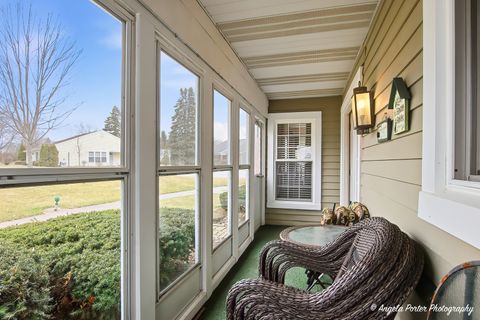 Tiny photo for 7202 Oxford Circle #237, Fox Lake, IL 60020 (MLS # 12580338)