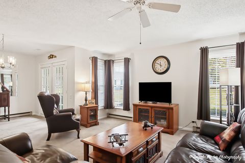 Tiny photo for 7202 Oxford Circle #237, Fox Lake, IL 60020 (MLS # 12580338)