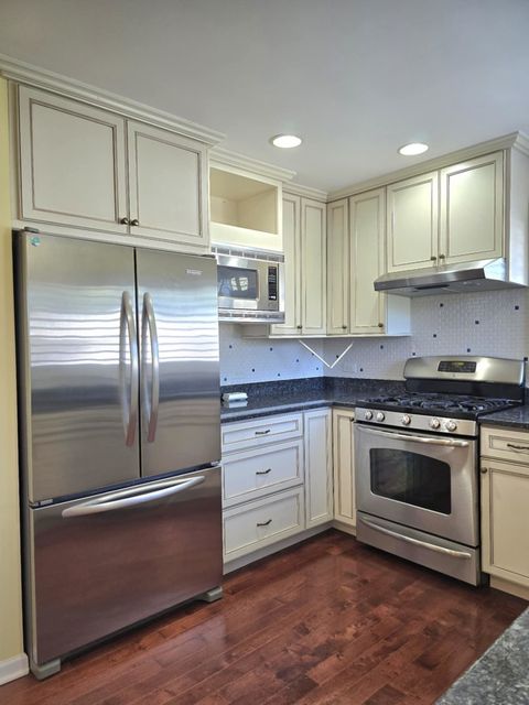 Tiny photo for 603 THISTLE Lane, Prospect Heights, IL 60070 (MLS # 12515502)