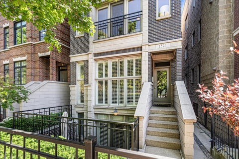 Tiny photo for 1541 W MONTANA Street #2, Chicago, IL 60614 (MLS # 12668046)