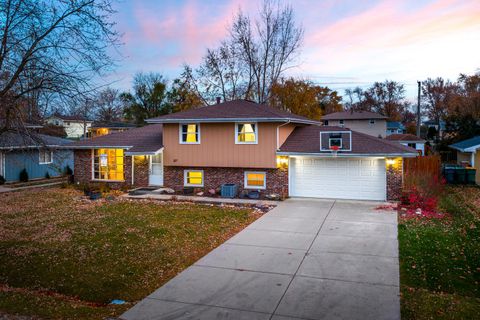 Tiny photo for 207 Diana Street, Shorewood, IL 60404 (MLS # 12516472)