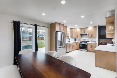 Tiny photo for 207 Diana Street, Shorewood, IL 60404 (MLS # 12516472)