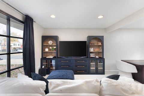 Tiny photo for 207 Diana Street, Shorewood, IL 60404 (MLS # 12516472)