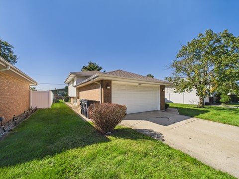 Tiny photo for 16112 Michigan Avenue, South Holland, IL 60473 (MLS # 12782498)
