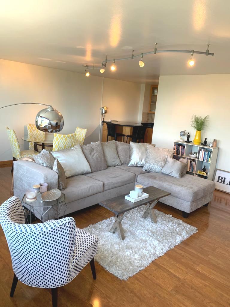 4250 N Marine Drive 1404