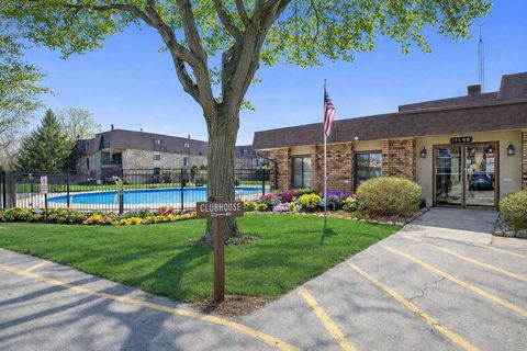 Tiny photo for 11130 Northwest Road #B, Palos Hills, IL 60465 (MLS # 12616313)