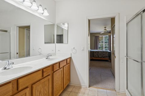 Tiny photo for 602 Clearwater Court, Oswego, IL 60543 (MLS # 12493644)