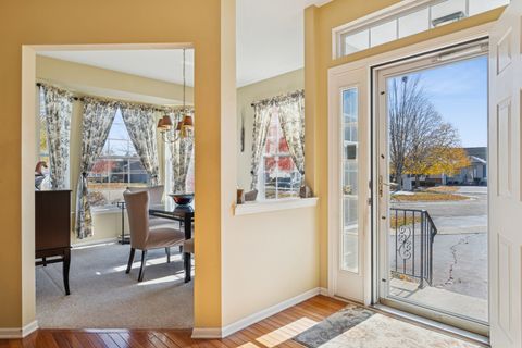 Tiny photo for 602 Clearwater Court, Oswego, IL 60543 (MLS # 12493644)