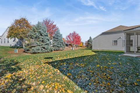 Tiny photo for 602 Clearwater Court, Oswego, IL 60543 (MLS # 12493644)