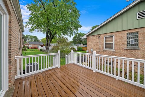 A home in Evergreen Park