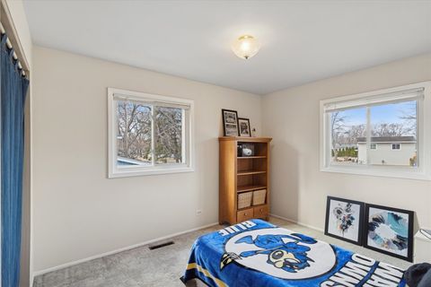 Tiny photo for 36615 N Streamwood Drive, Gurnee, IL 60031 (MLS # 12595231)