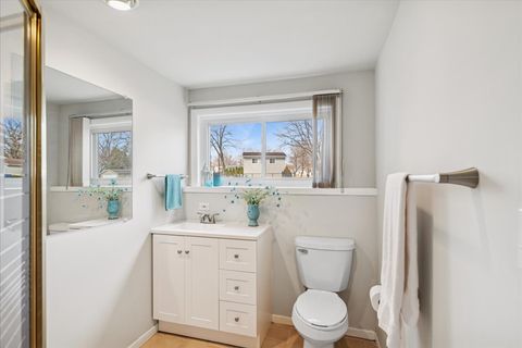 Tiny photo for 36615 N Streamwood Drive, Gurnee, IL 60031 (MLS # 12595231)