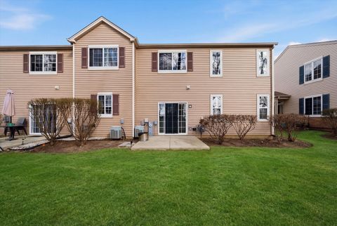 Tiny photo for 1013 Brush Hill Circle, Joliet, IL 60432 (MLS # 12611776)