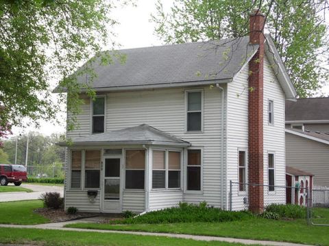 Photo of 800 1st Avenue, Rochelle, IL 61068 (MLS # 12532801)