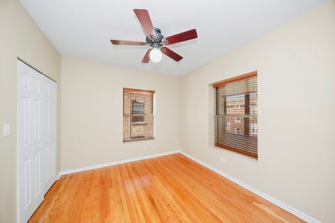 Tiny photo for 1243 W ROSEMONT Avenue #3W, Chicago, IL 60660 (MLS # 12475714)