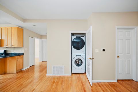 Tiny photo for 1243 W ROSEMONT Avenue #3W, Chicago, IL 60660 (MLS # 12475714)