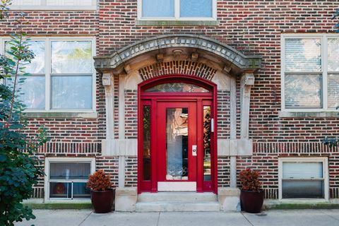 Tiny photo for 1243 W ROSEMONT Avenue #3W, Chicago, IL 60660 (MLS # 12475714)