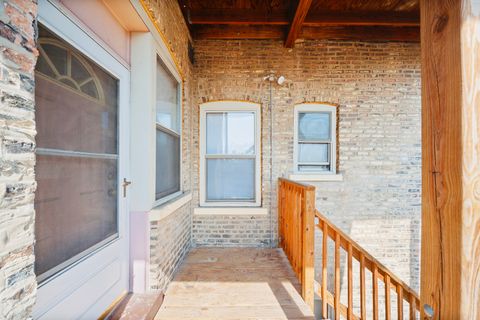 Tiny photo for 1243 W ROSEMONT Avenue #3W, Chicago, IL 60660 (MLS # 12475714)