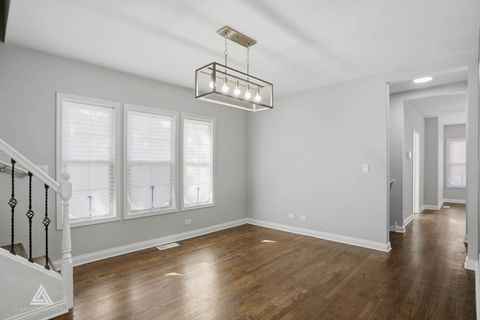 Tiny photo for 1301 N Waller Avenue, Chicago, IL 60651 (MLS # 12516324)