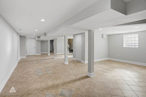 Tiny photo for 1301 N Waller Avenue, Chicago, IL 60651 (MLS # 12516324)