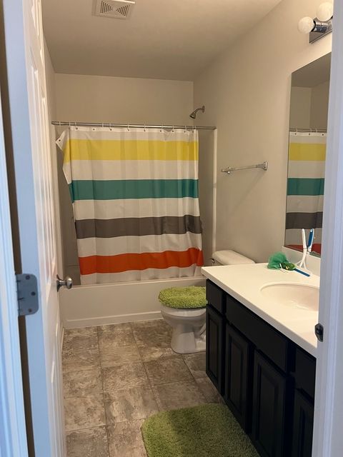 Tiny photo for 462 Town Center Boulevard, Gilberts, IL 60136 (MLS # 12496733)