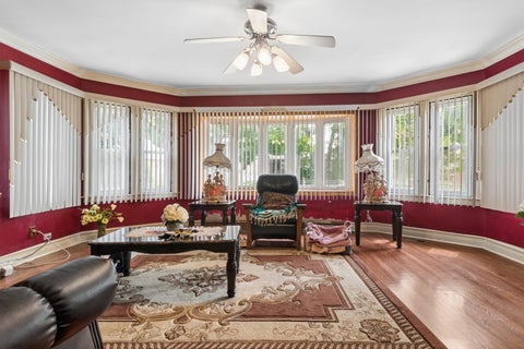 Tiny photo for 3732 Kenilworth Avenue, Berwyn, IL 60402 (MLS # 12730569)