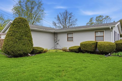 Tiny photo for 1201 Long Court, Sterling, IL 61081 (MLS # 12622147)