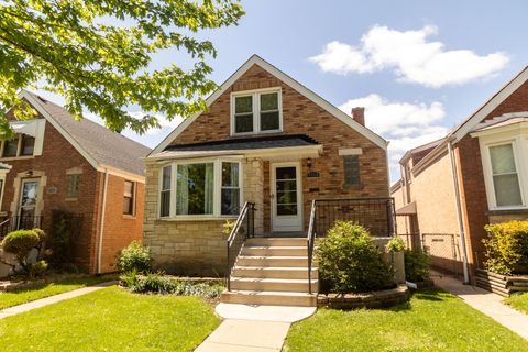 Tiny photo for 3754 N Nottingham Avenue, Chicago, IL 60634 (MLS # 12634322)