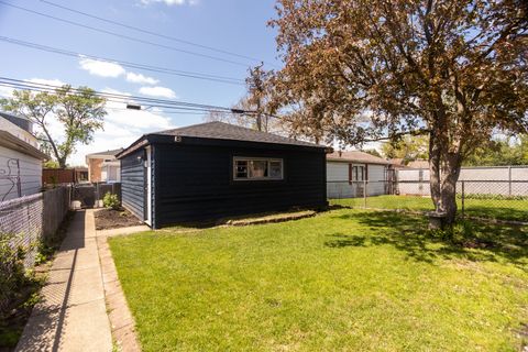 Tiny photo for 3754 N Nottingham Avenue, Chicago, IL 60634 (MLS # 12634322)