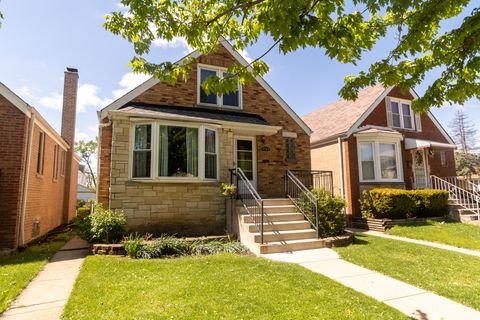 Tiny photo for 3754 N Nottingham Avenue, Chicago, IL 60634 (MLS # 12634322)