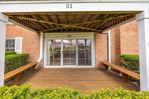 Tiny photo for 120 Carriage Way Drive #B101, Burr Ridge, IL 60527 (MLS # 12618755)