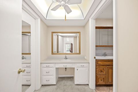 Tiny photo for 120 Carriage Way Drive #B101, Burr Ridge, IL 60527 (MLS # 12618755)
