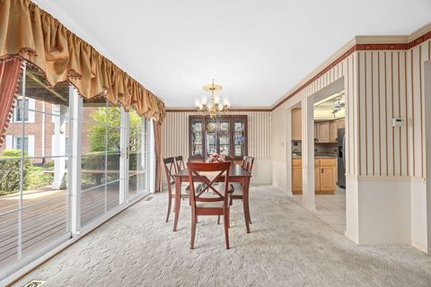 Tiny photo for 120 Carriage Way Drive #B101, Burr Ridge, IL 60527 (MLS # 12618755)