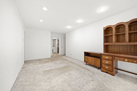 Tiny photo for 120 Carriage Way Drive #B101, Burr Ridge, IL 60527 (MLS # 12618755)