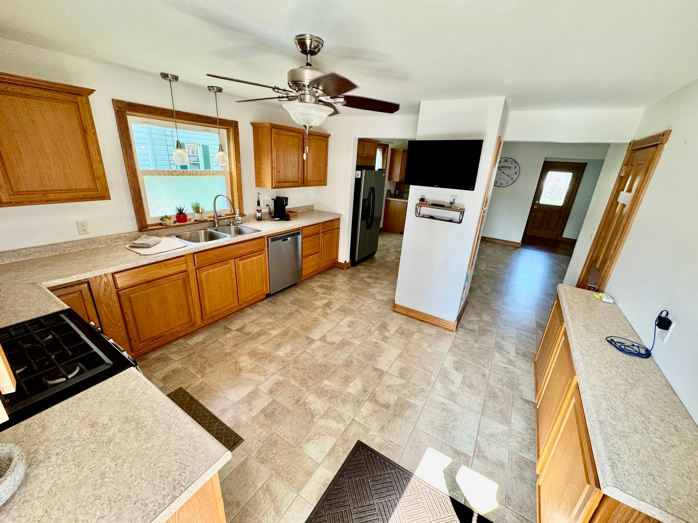 324 S 7th Street