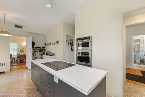 Tiny photo for 1109 S Douglas Avenue, Urbana, IL 61801 (MLS # 12399974)