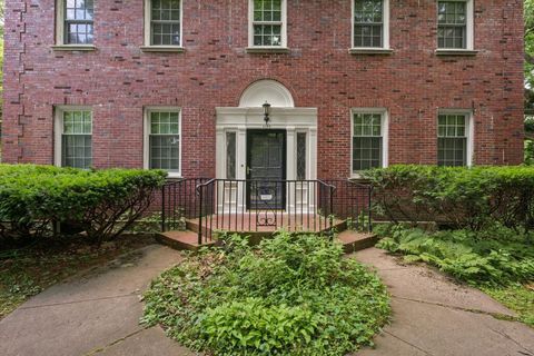 Tiny photo for 1109 S Douglas Avenue, Urbana, IL 61801 (MLS # 12399974)