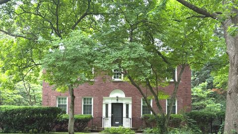 Tiny photo for 1109 S Douglas Avenue, Urbana, IL 61801 (MLS # 12399974)