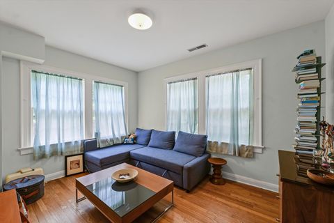 Tiny photo for 1109 S Douglas Avenue, Urbana, IL 61801 (MLS # 12399974)