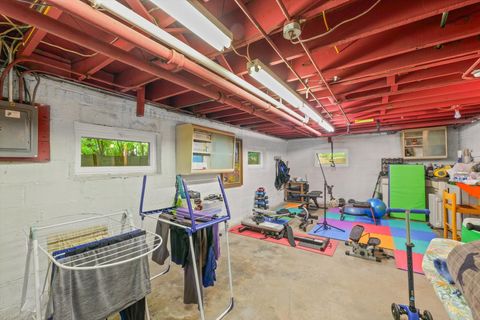 Tiny photo for 1109 S Douglas Avenue, Urbana, IL 61801 (MLS # 12399974)