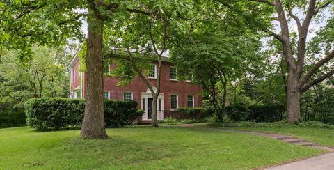 Tiny photo for 1109 S Douglas Avenue, Urbana, IL 61801 (MLS # 12399974)