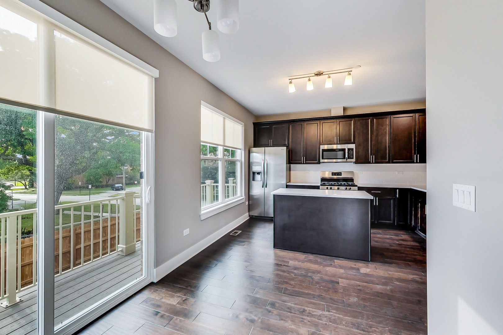20 Webster Avenue E